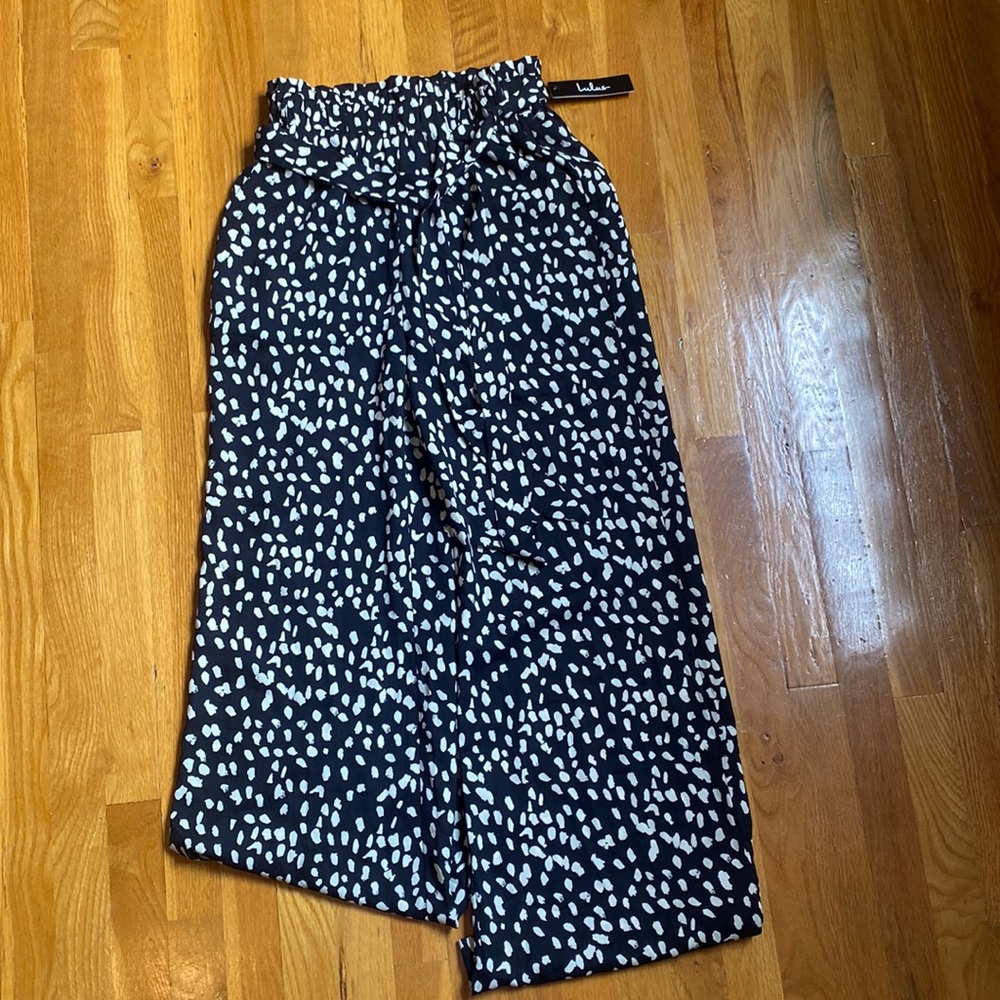 Lulus patterned high waisted pants